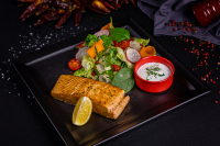Grilled salmon fillet - 