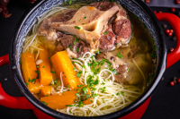 Ox tail soup in a small pot for 2 persons - 